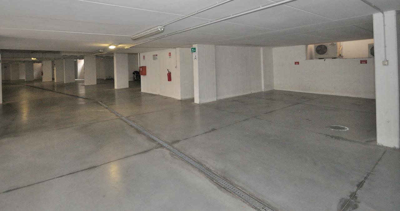 Residence Millennium Bibione Bagian luar foto